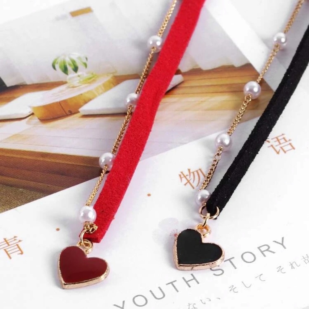 ❤️ Awesome Faux Pearls Metallic Heart Mismatched chain Choker in red or black ❤️ - Picture 4 of 10